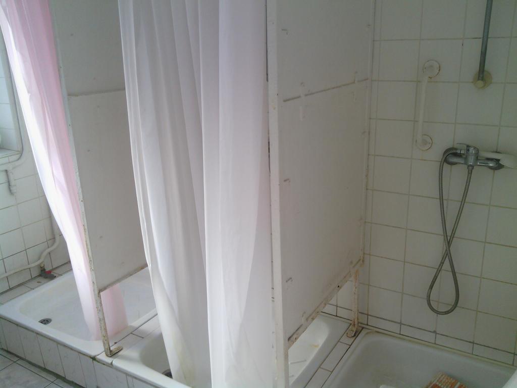 Centrum Panzio Kaposvár Buitenkant foto